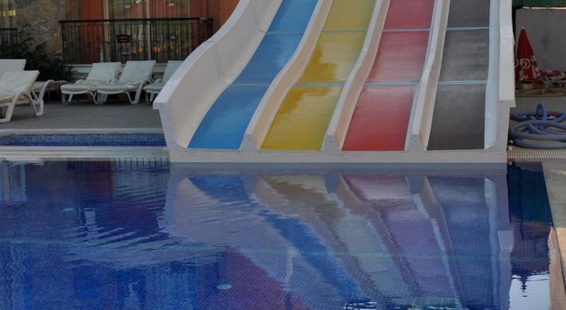 Club Dena Aparthotel Marmaris Exteriör bild