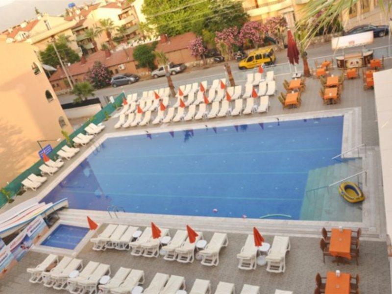 Club Dena Aparthotel Marmaris Exteriör bild