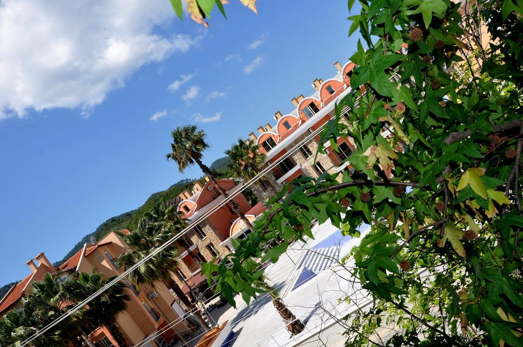 Club Dena Aparthotel Marmaris Exteriör bild