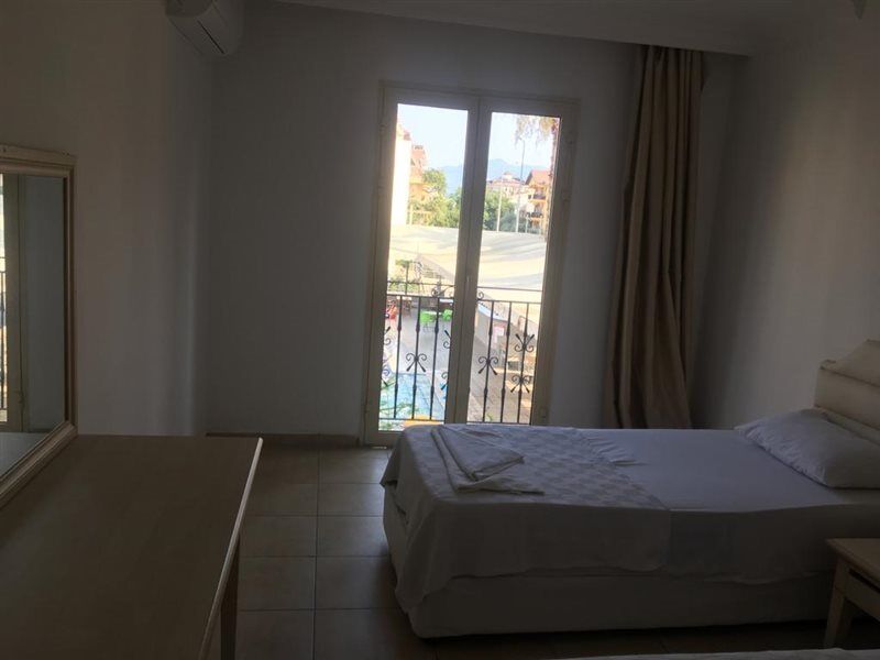 Club Dena Aparthotel Marmaris Exteriör bild