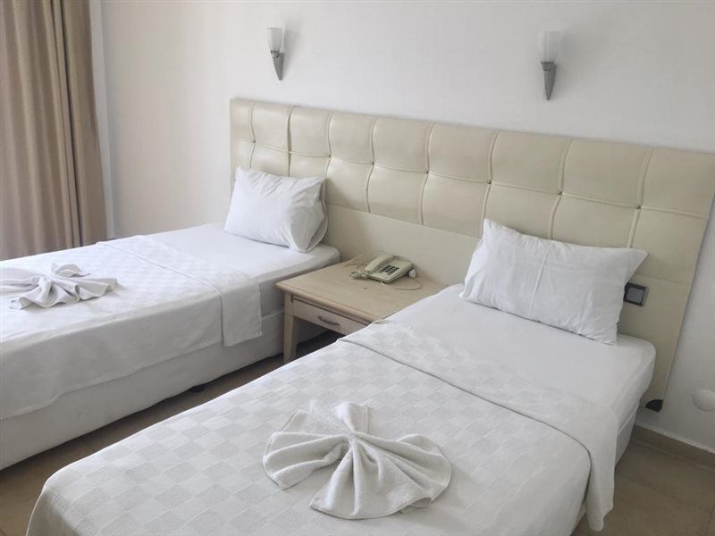 Club Dena Aparthotel Marmaris Exteriör bild